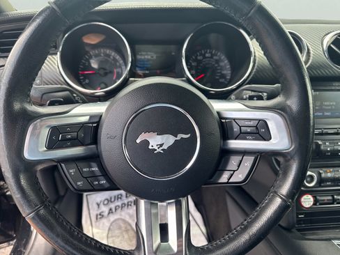 Used 2016 Ford Mustang Coupe w/ Equipment Group 051A RWD image 13