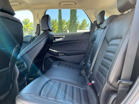 Used 2024 Ford Edge SEL AWD/4WD image 18