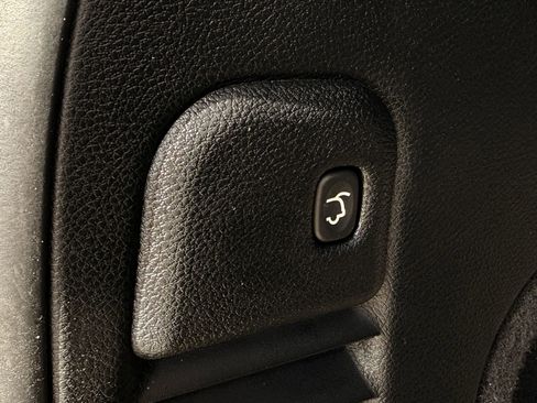 Used 2019 Jeep Grand Cherokee Trailhawk image 31