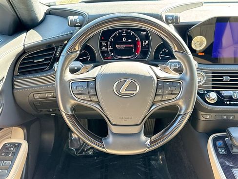 Used 2023 Lexus LS 500 w/ Interior Upgrade Package image 24