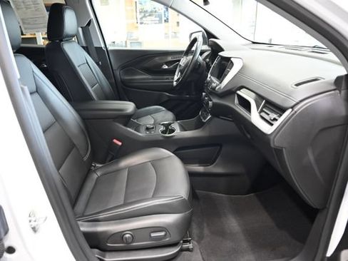 Used 2023 GMC Terrain SLT FWD image 10