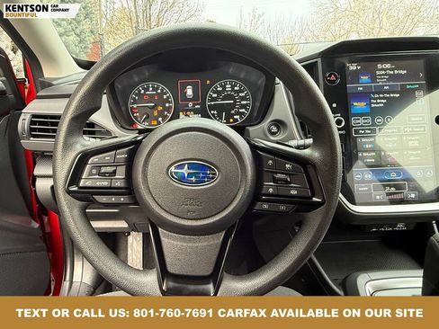 Used 2025 Subaru Crosstrek 2.0i Premium image 17