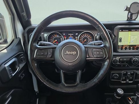 Used 2020 Jeep Gladiator Sport AWD/4WD image 16