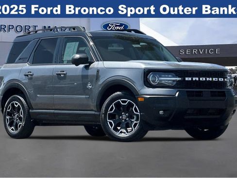 Certified 2025 Ford Bronco Sport Outer Banks w/ Outer Banks Tech Package+ AWD/4WD image 2