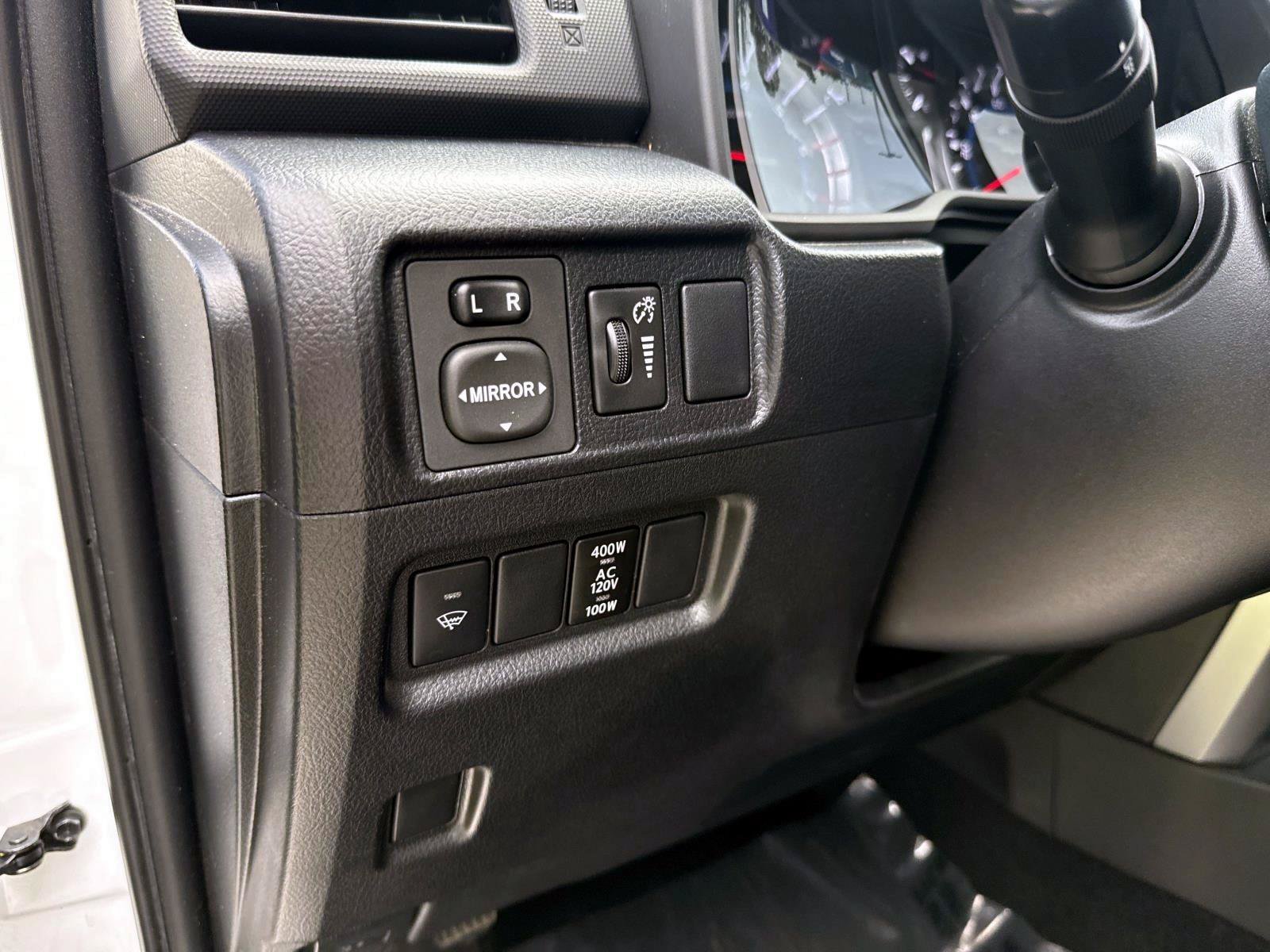 Used 2019 Toyota 4Runner SR5 AWD/4WD image 20