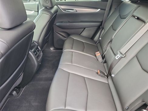 New 2025 Cadillac XT5 Luxury image 22