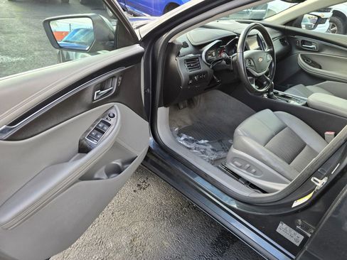 Used 2014 Chevrolet Impala LT image 19