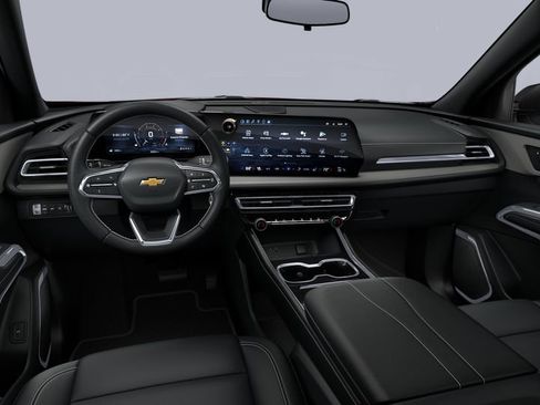 New 2025 Chevrolet Traverse LT w/ Sun and Wheel Package image 23