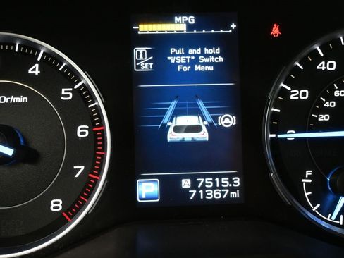 Used 2021 Subaru Ascent Limited w/ Technology Package image 16