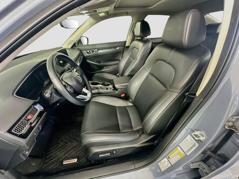 Used 2023 Honda Civic Touring image 13