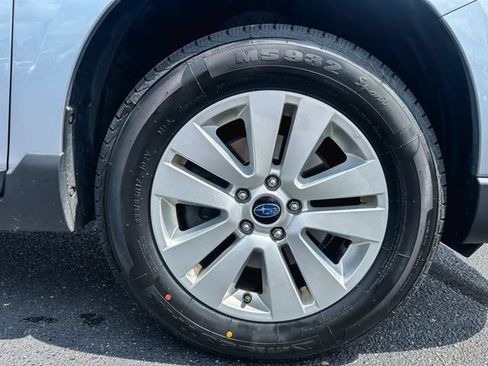 Used 2017 Subaru Outback 2.5i Premium AWD/4WD image 11