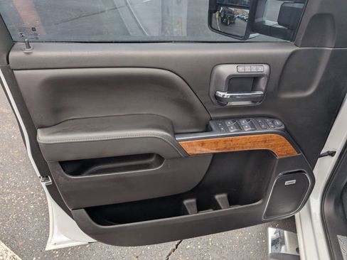 Used 2019 Chevrolet Silverado 3500 High Country w/ Duramax Plus Package AWD/4WD image 15