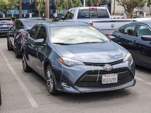 Certified 2017 Toyota Corolla LE w/ LE Premium Package FWD image 3