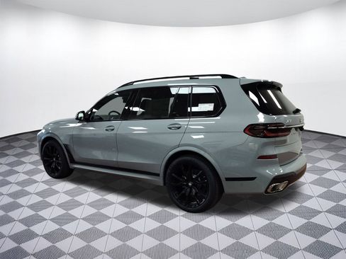 New 2026 BMW X7 xDrive40i w/ M Sport Package image 3