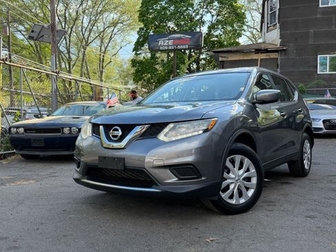 Used 2016 Nissan Rogue S image 4