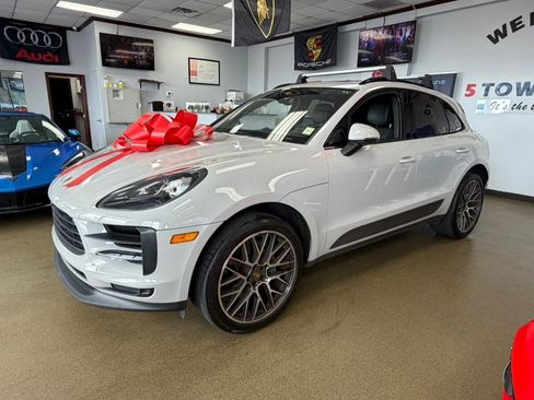 Used 2021 Porsche Macan S AWD/4WD image 10
