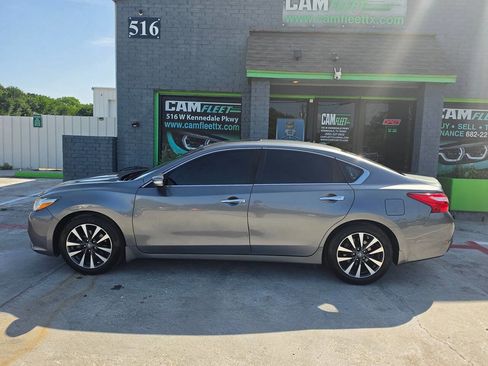 Used 2016 Nissan Altima 2.5 SL w/ 2.5 Technology Package FWD image 17