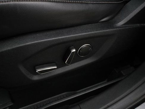 Used 2016 Ford Edge SEL w/ Equipment Group 201A image 3