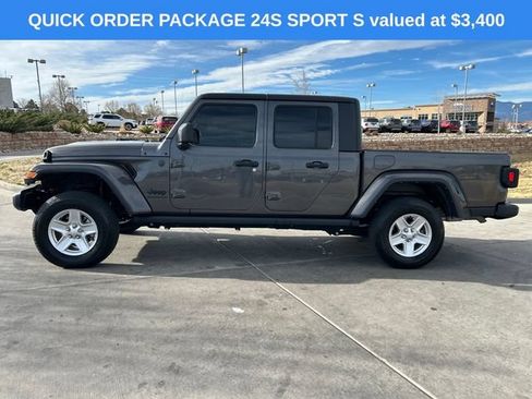 Used 2022 Jeep Gladiator Sport AWD/4WD image 5