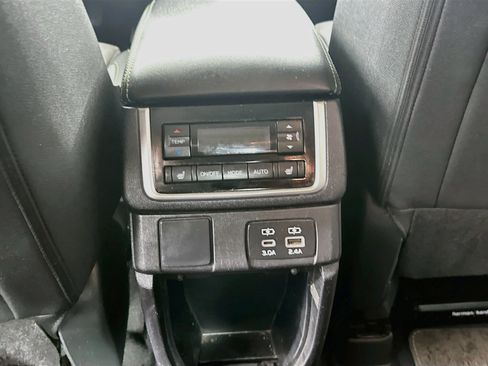 Used 2023 Subaru Ascent Onyx Edition Limited AWD/4WD image 28