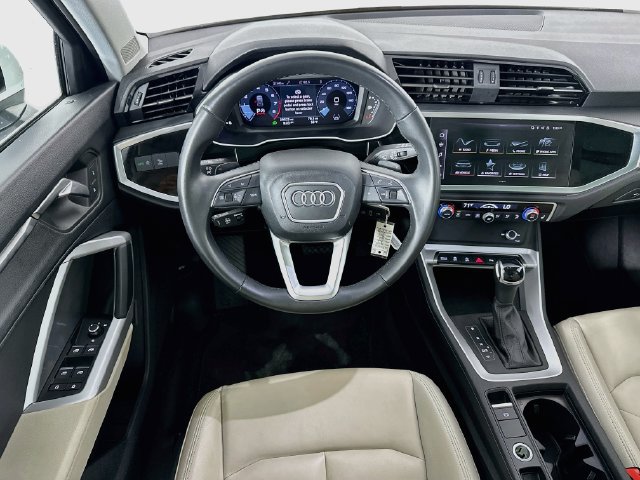 Used 2025 Audi Q3 2.0T Premium AWD/4WD image 11
