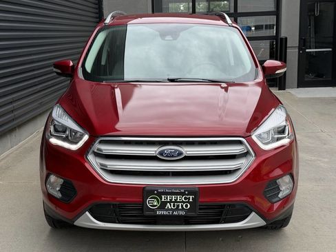 Used 2017 Ford Escape Titanium w/ Equipment Group 301A AWD/4WD image 4