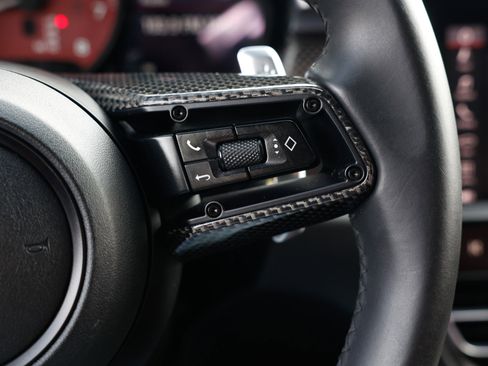 Used 2023 Porsche Macan GTS image 32