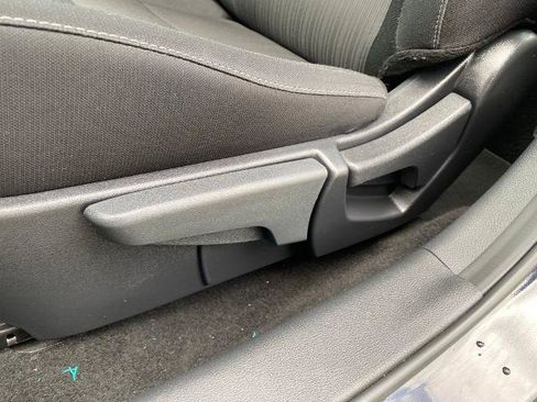 Used 2025 Nissan Sentra SV FWD image 14