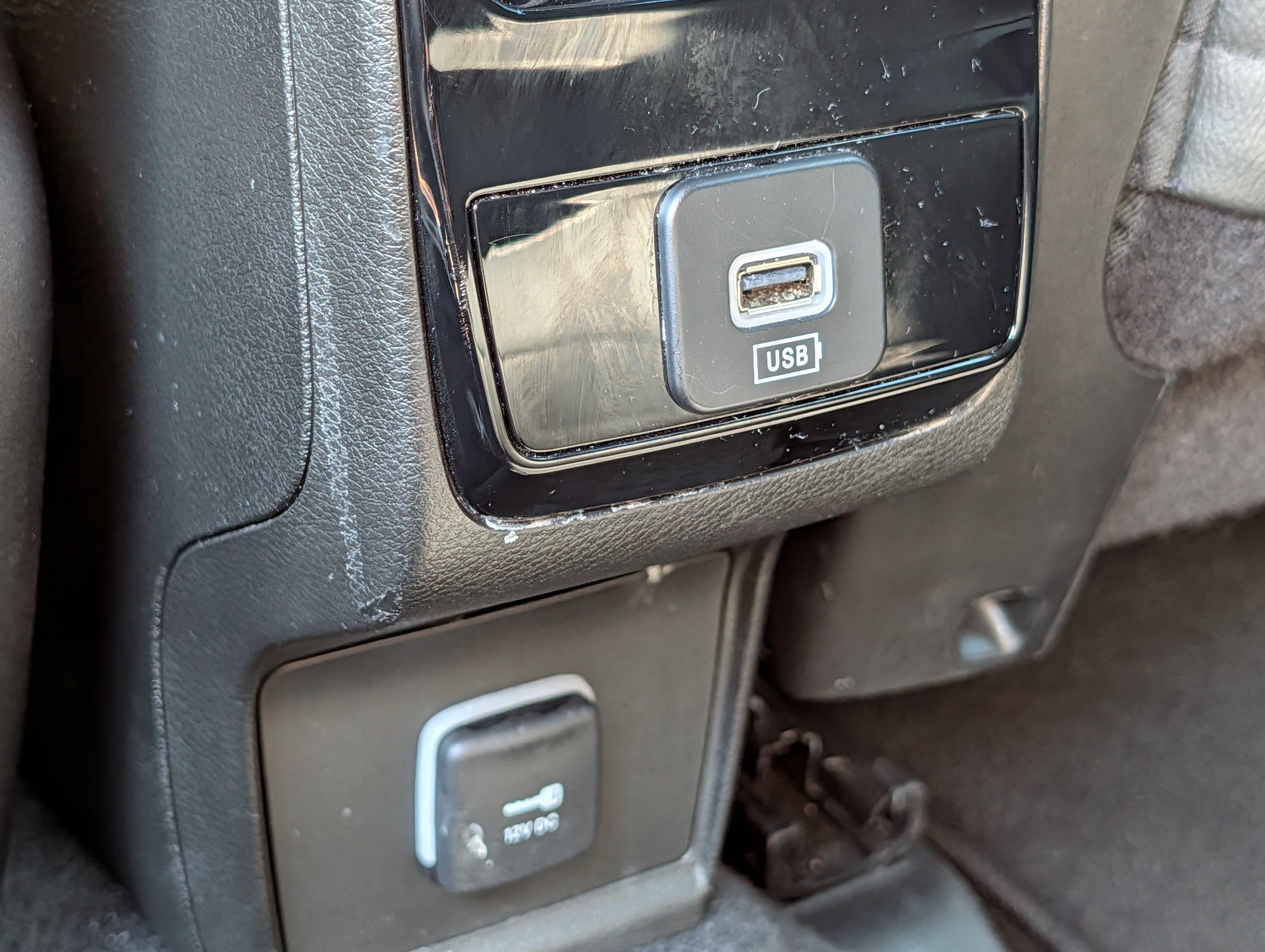 Used 2025 Jeep Compass Limited AWD/4WD image 13