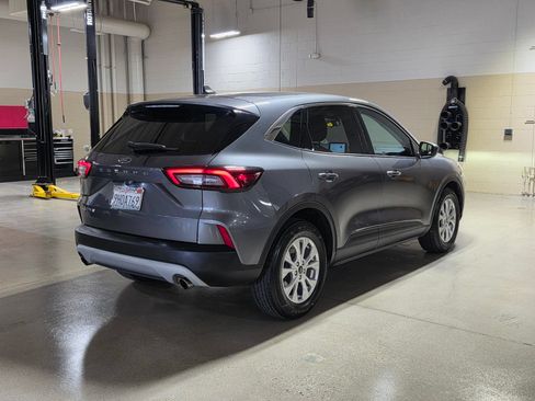 Used 2023 Ford Escape Active FWD image 7