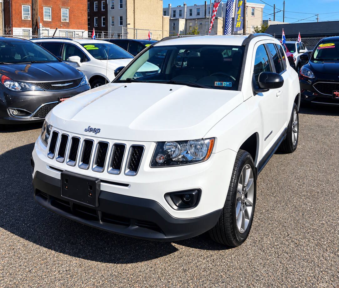 Used 2016 Jeep Compass Sport w/ Power Value Group AWD/4WD image 3
