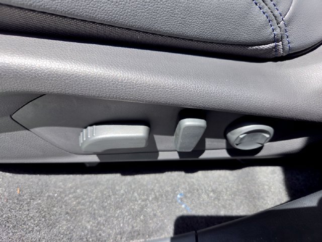 New 2026 Subaru Forester Touring AWD/4WD image 17