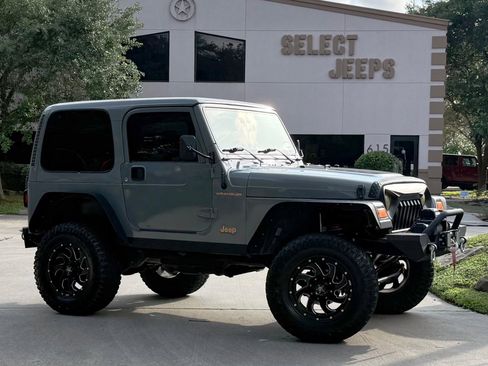 Used 2004 Jeep Wrangler X AWD/4WD image 1