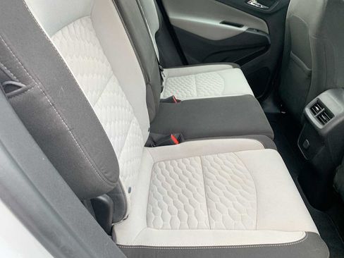 Certified 2018 Chevrolet Equinox LS AWD/4WD image 25