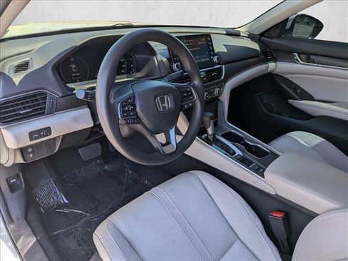 Used 2019 Honda Accord EX image 12