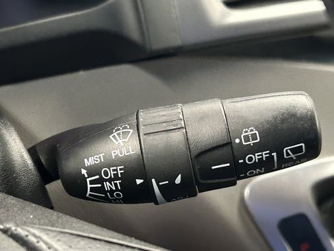 Used 2012 Honda Odyssey Touring image 25