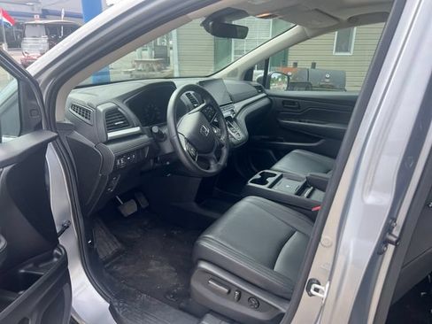 Used 2025 Honda Odyssey EX-L image 13