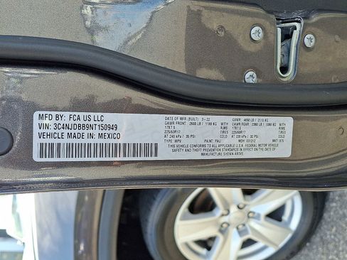 Certified 2022 Jeep Compass Latitude w/ Convenience Group image 26