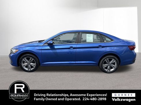 Used 2023 Volkswagen Jetta SE FWD image 5
