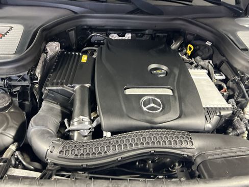 Used 2019 Mercedes-Benz GLC 300 4MATIC image 29