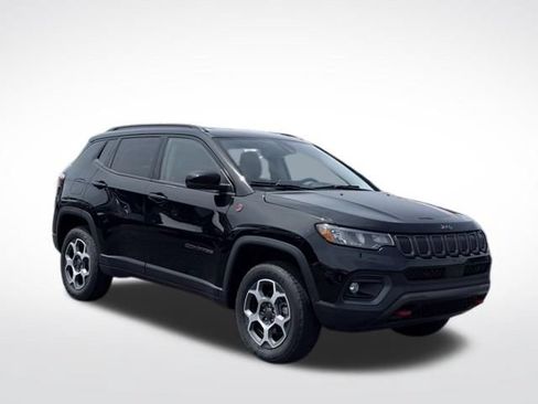 Certified 2022 Jeep Compass Trailhawk w/ Trailhawk Convenience Group AWD/4WD image 5
