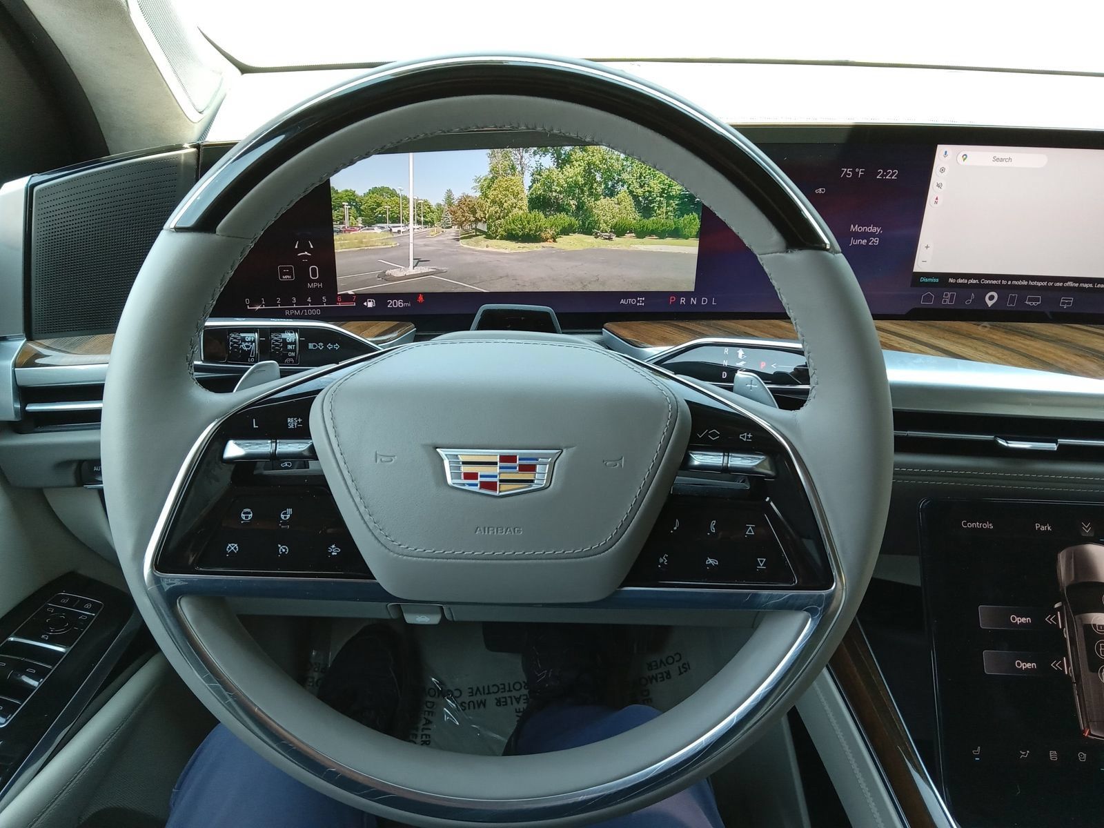 Certified 2026 Cadillac Escalade Platinum Sport AWD/4WD image 13