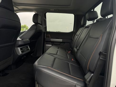 Used 2025 Ford F250 Lariat w/ Chrome Package AWD/4WD image 31