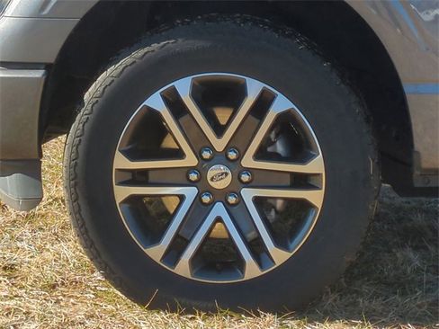 Used 2022 Ford F150 XL w/ STX Appearance Package image 17