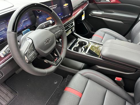 New 2026 Chevrolet Traverse RS image 10