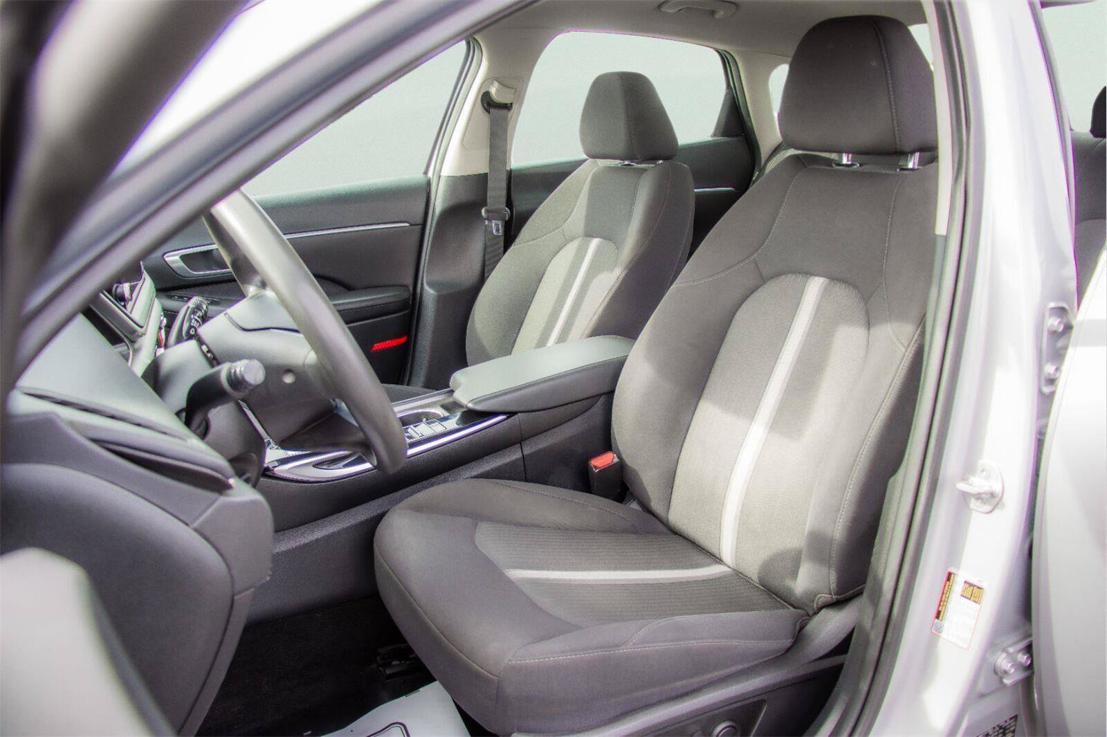 Used 2023 Hyundai Sonata SEL FWD image 6