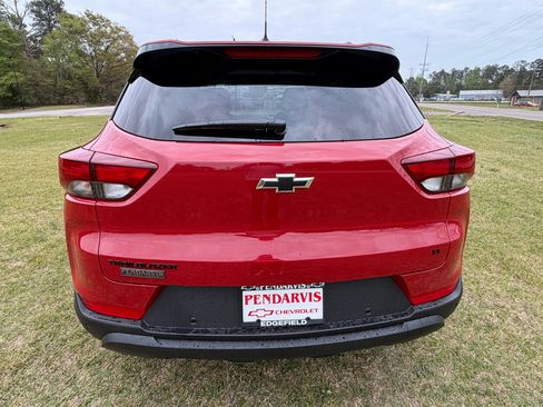 New 2026 Chevrolet TrailBlazer LT FWD image 28