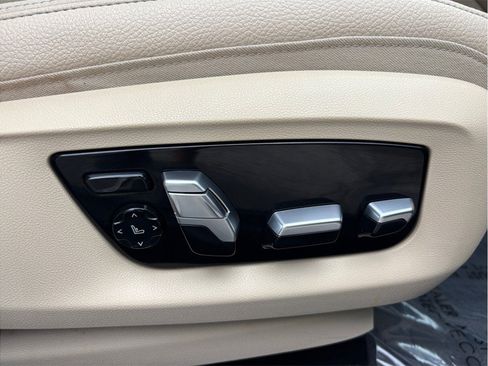 Used 2018 BMW 540i xDrive w/ Premium Package AWD/4WD image 47