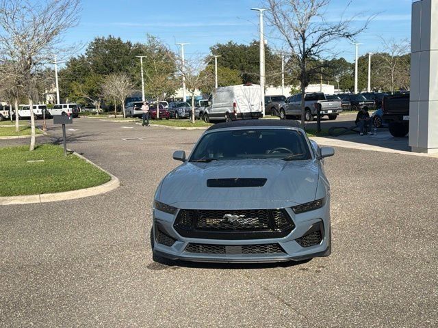 Used 2025 Ford Mustang GT Premium w/ GT Performance Package RWD image 14