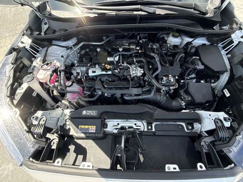 Used 2026 Toyota Corolla Cross XSE w/ Convenience Package image 27